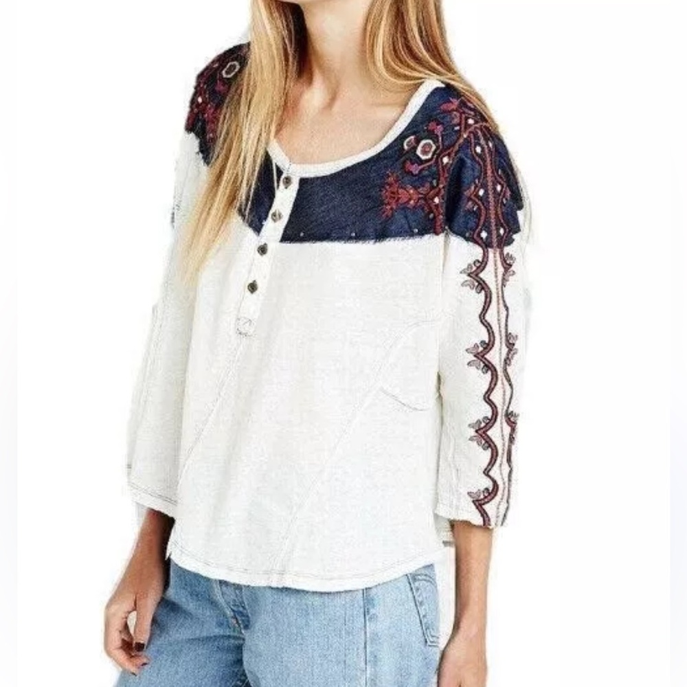 We The Free Rio Henley Top sz small